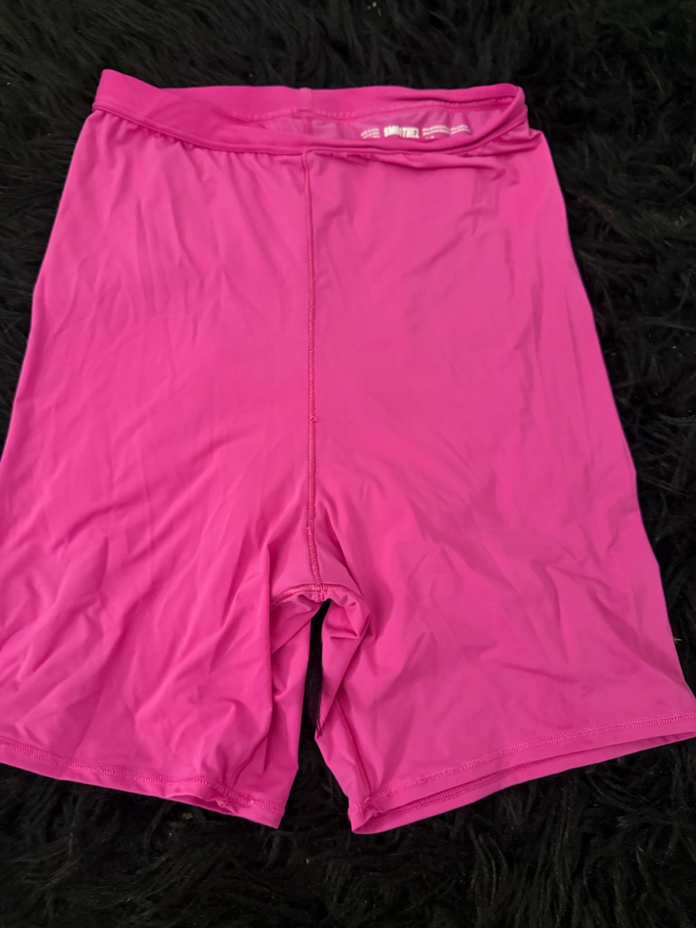 Aerie short